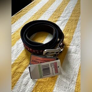 NWT VINEYARD VINES BELT SIZE US 34